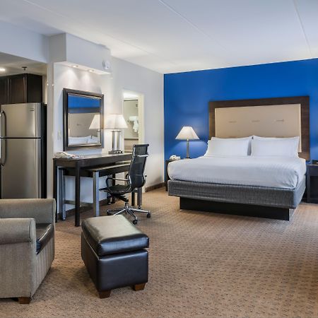 Holiday Inn Express & Suites Laurel Lakes By Ihg Екстер'єр фото