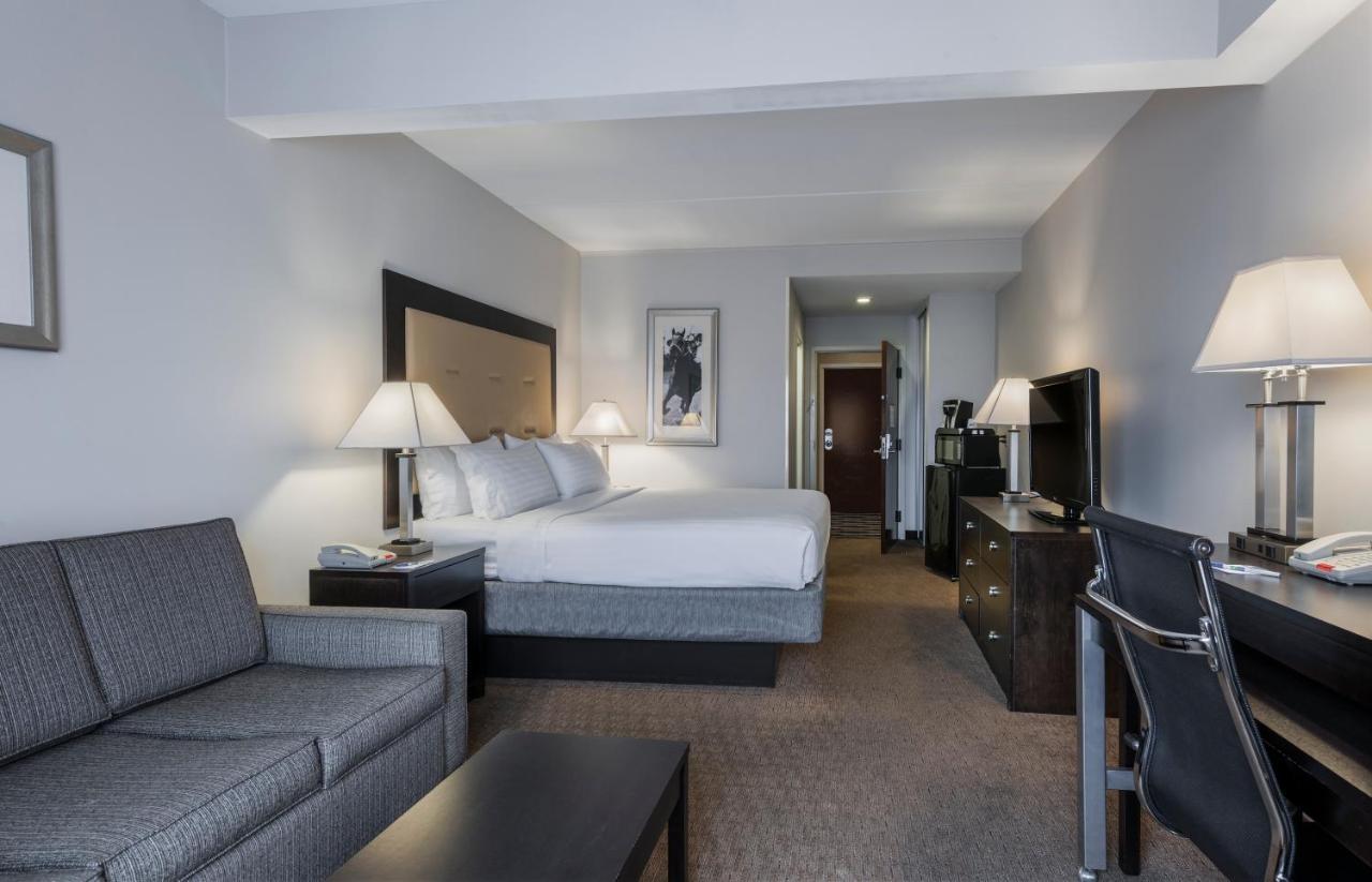 Holiday Inn Express & Suites Laurel Lakes By Ihg Екстер'єр фото
